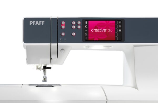 PFAFF creative™ 2.0 Sewing Machine
